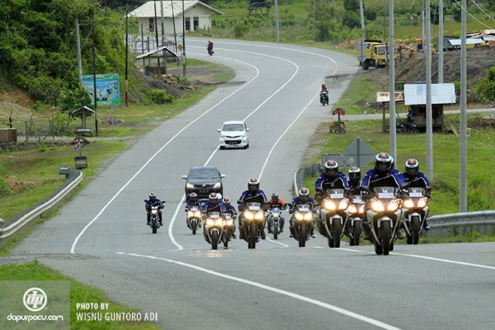 01_yamaha-R15-Touring-Sumatera-2014