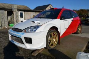 eyes-catching-red-and-white-car-sale-in-site-rally-cars-for-sale-USA-.alliancegroupusacom