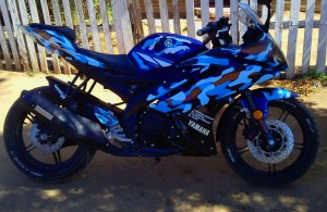 r15 striping blue