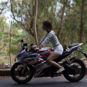 yamaha r15 striping c