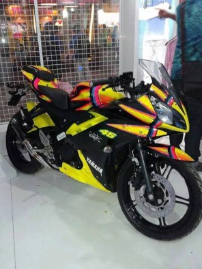 yamaha r15 striping kuning yellow 2