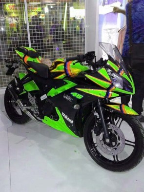 yamaha r15 striping kuning yellow green