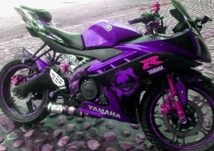yamaha r15 striping ungu pink