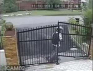 Maling motor nyangkut pagar 3