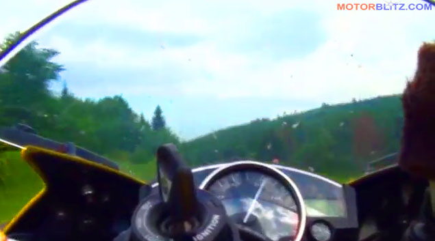 Yamaha R6 vs Ninja ZX-10R 12b