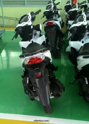 photo blakang New vario 150 new 2015