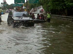 banjir jalan jakarta_ (28)