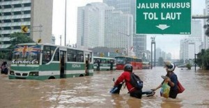 meme banjir jakarta 2015_2