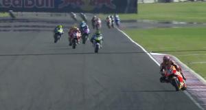 CC-huWhUE@crash_motogpAAQYD1