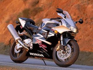 Honda CBR 954rr Fireblade (24)