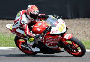 modifikasi yamaha r25 (5)