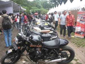 parjo senayan pasar jongkok otomotif i