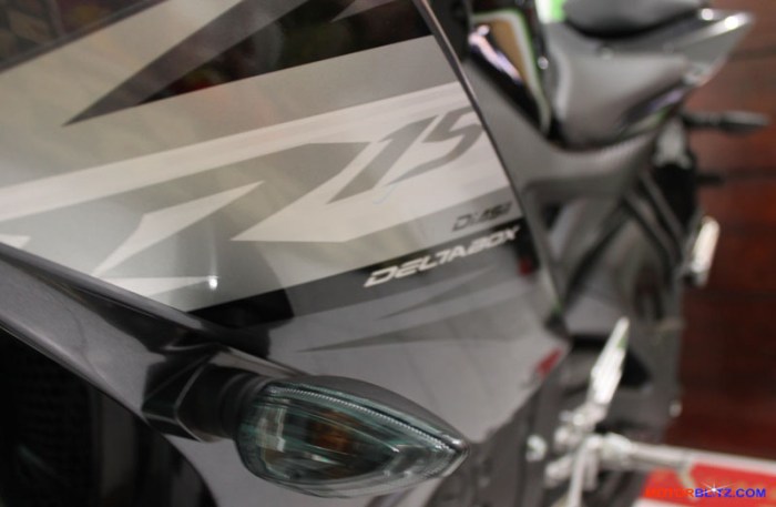 yamaha r15 2015 main (7)