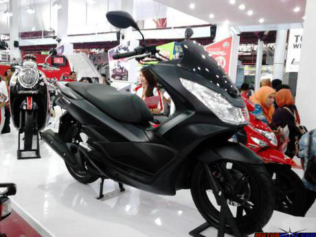 Honda PCX Black Matte