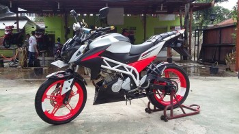 New Vixion Modifikasi streetfighter (14)