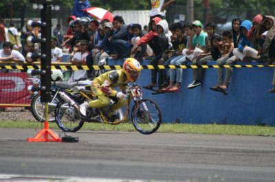 sirkuit sentul dragrace