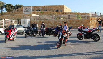 kawasaki zx rr yamaha m1 palestina