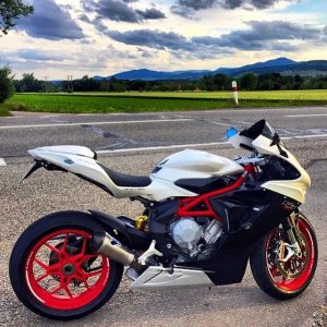 Mv Agusta F3