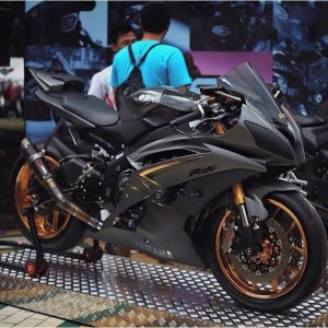 YZF R6