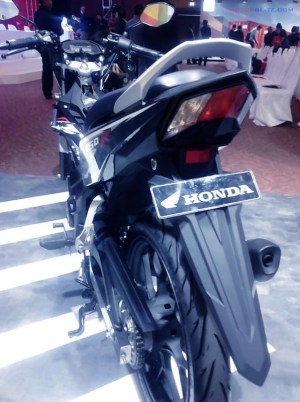 modif lampu belakang sonic 150