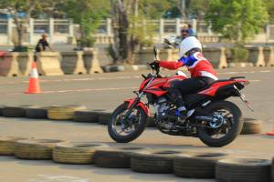 NEW CB 150R 2015 (43)