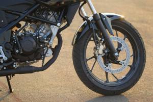 NEW CB 150R 2015 (53)