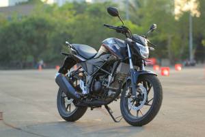 NEW CB 150R 2015 (67)