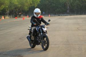 NEW HONDA CB 150R 2015 (7)