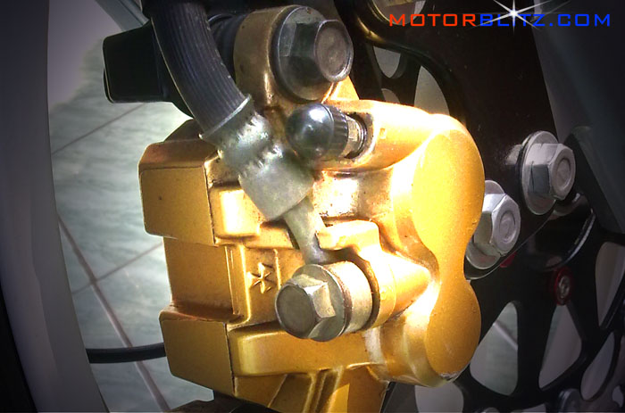 ganti kampas rem depan