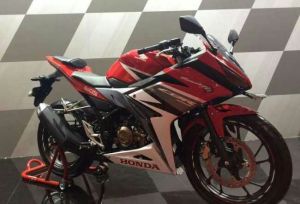 CBR150R 2016 (11)