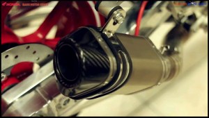 modifikasi cbr150r 2016 Racing Red Concept 15