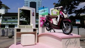 Girly Fino Red Berry Latte