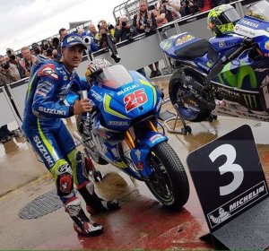 maverick-vinales-%e2%80%8fmaverickmack25-2