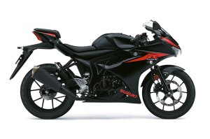 gsxr125-black
