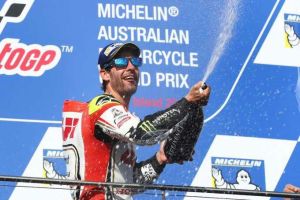 philip-island-2016-crutchlow-win-3