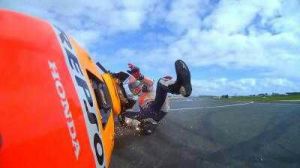 philip-island-2016-marquez-crash-2